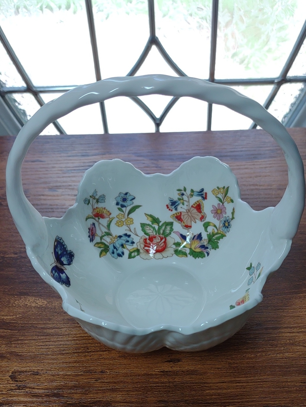 Aynsley Cottage Garden Basket Fine English Bone China Vintage Floral Butterflies
